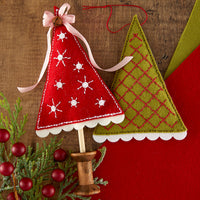 Felt Festive Trees Etched Die Set